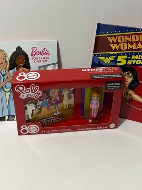 Polly Pocket Limited Edition Animal Vet Playset - Pink